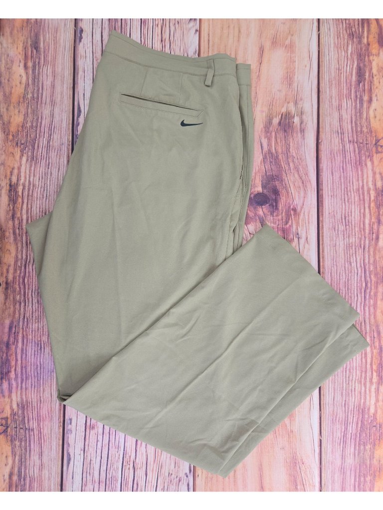 Nike Golf Mens Standard Fit Khaki Pants Size 38x32